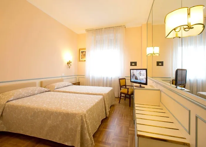 Hotel Continental 4*