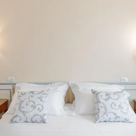 Отель Continental Тревизо